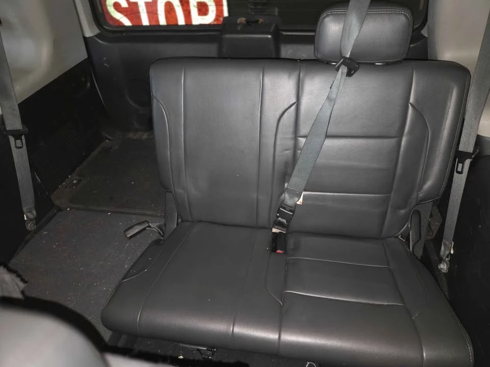 2013 Nissan Armada - Image 8 of 10