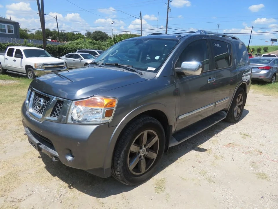 2013 Nissan Armada - Image 2 of 7