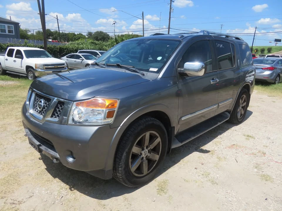 2013 Nissan Armada - Image 2 of 7