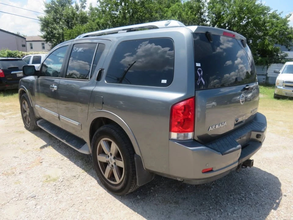 2013 Nissan Armada - Image 3 of 7