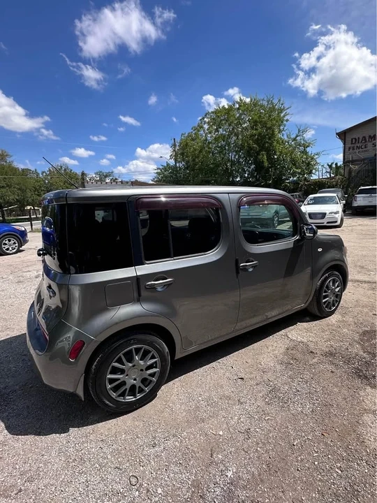 2013 Nissan Cube - Image 6 of 11
