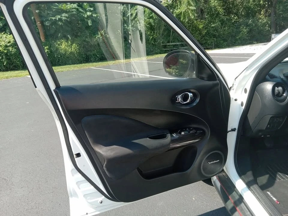 2013 Nissan Juke - Image 10 of 20