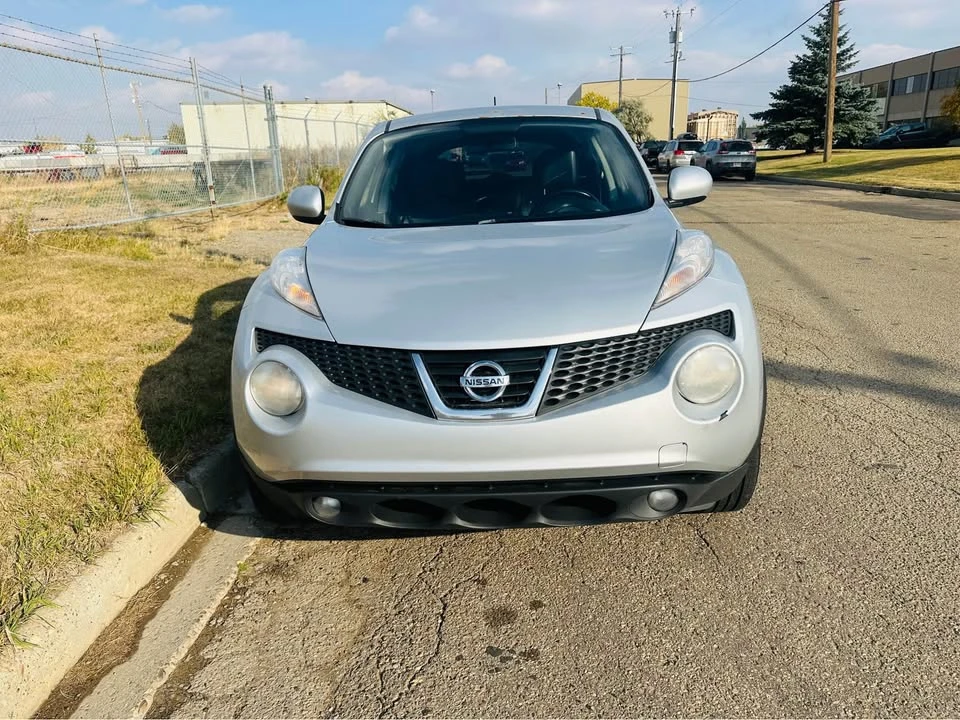 2013 Nissan Juke - Image 2 of 12