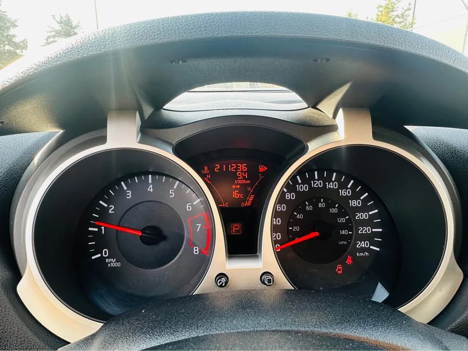2013 Nissan Juke - Image 11 of 12