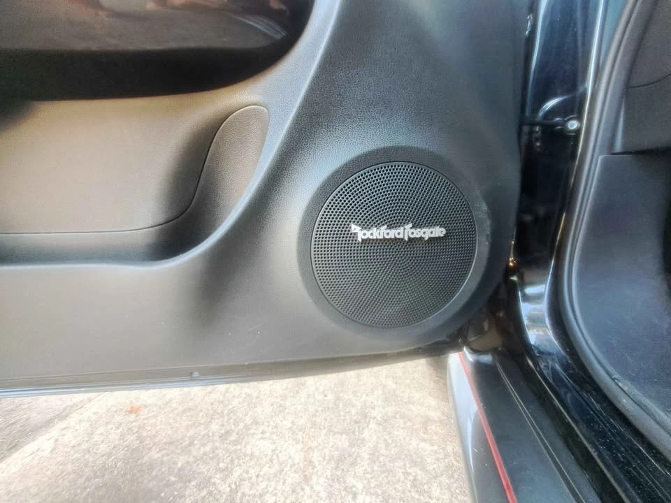 2013 Nissan Juke - Image 6 of 12