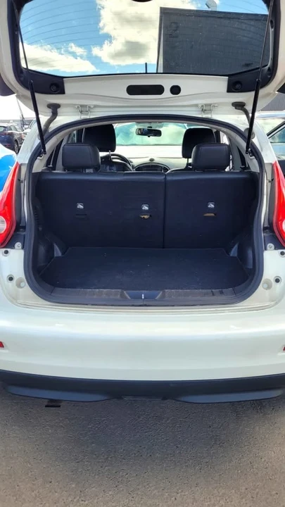 2013 Nissan Juke - Image 15 of 17