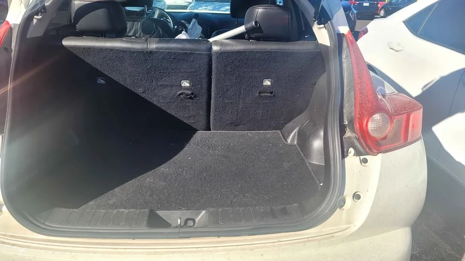 2013 Nissan Juke - Image 6 of 17