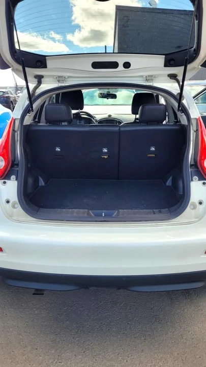 2013 Nissan Juke - Image 6 of 11
