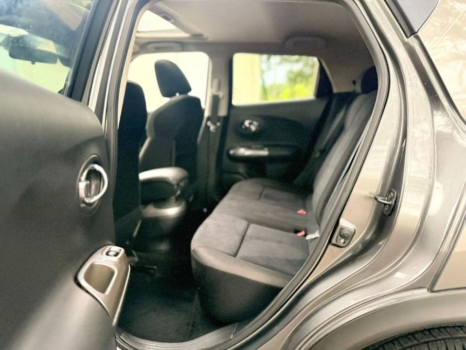 2013 Nissan Juke - Image 12 of 19