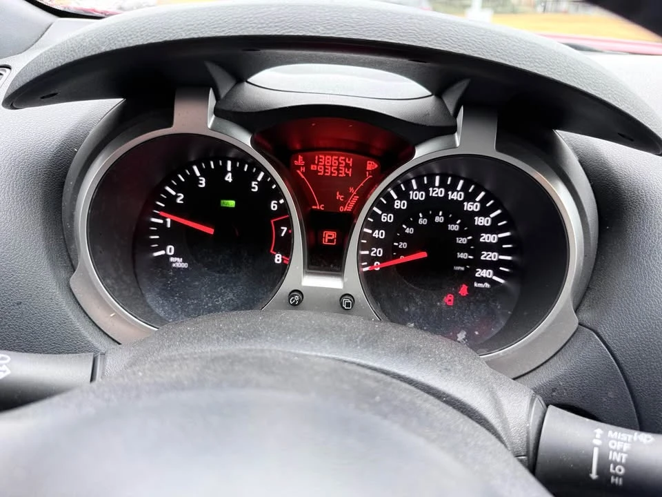 2013 Nissan Juke - Image 4 of 10