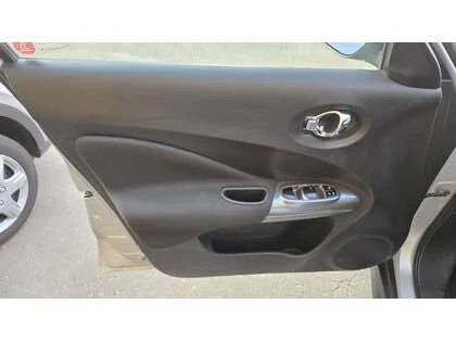 2013 Nissan Juke - Image 13 of 18