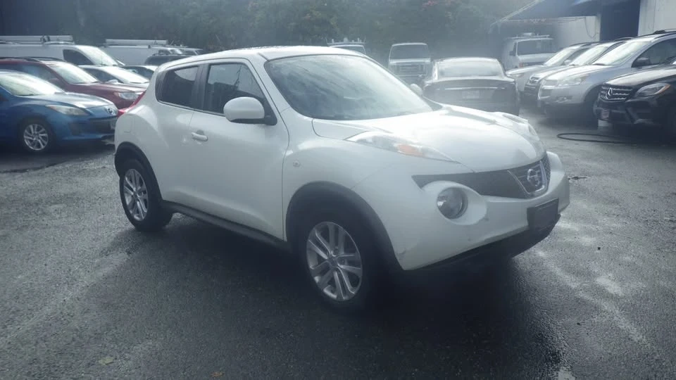 2013 Nissan Juke - Image 7 of 12