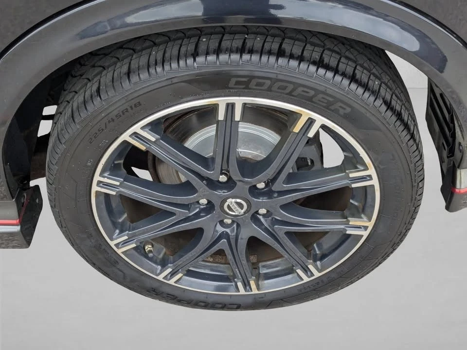 2013 Nissan Juke - Image 9 of 19