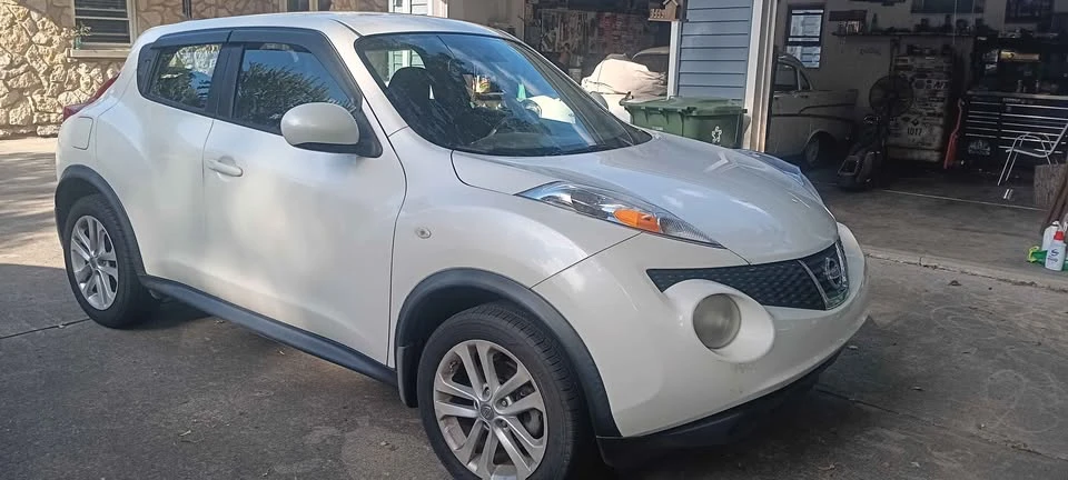 2013 Nissan Juke - Image 2 of 8