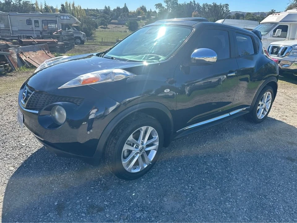 2013 Nissan Juke - Image 2 of 13