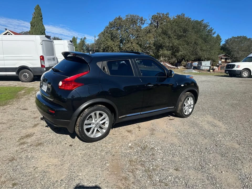2013 Nissan Juke - Image 2 of 13