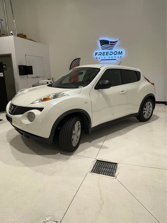 2013 Nissan Juke - Image 2 of 16