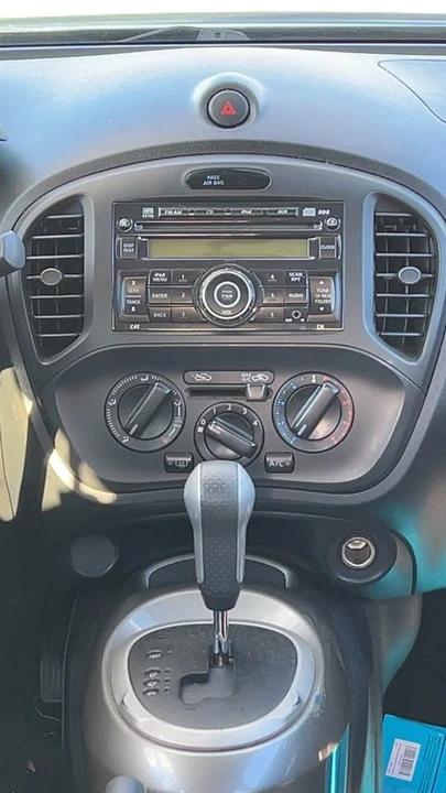 2013 Nissan Juke - Image 13 of 19