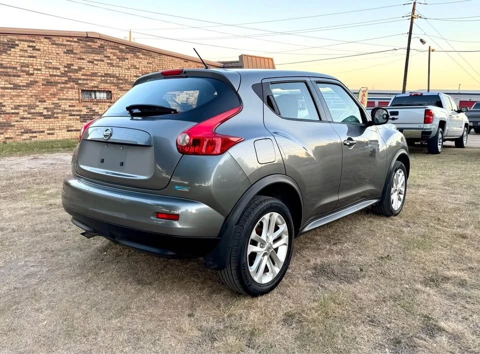 2013 Nissan Juke - Image 6 of 13