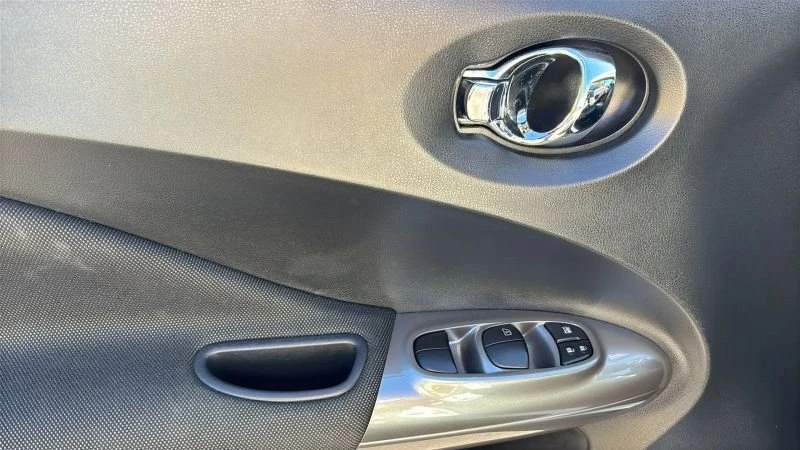 2013 Nissan Juke - Image 10 of 20