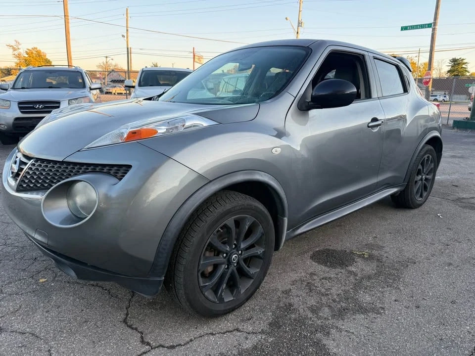 2013 Nissan Juke - Image 2 of 16