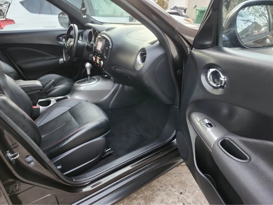 2013 Nissan Juke - Image 15 of 18