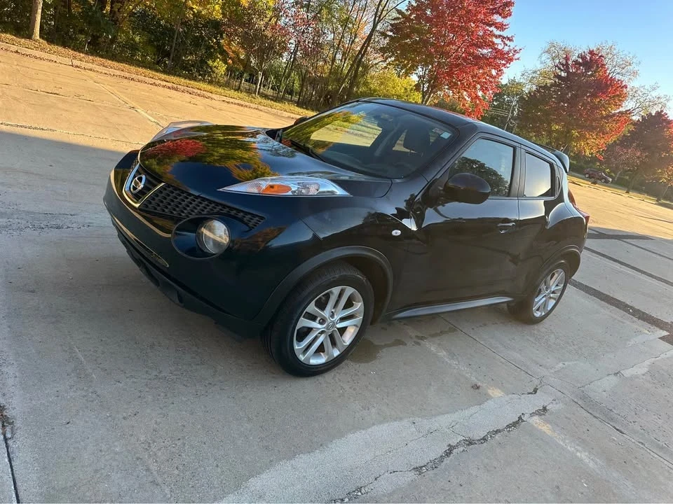 2013 Nissan Juke - Image 2 of 12