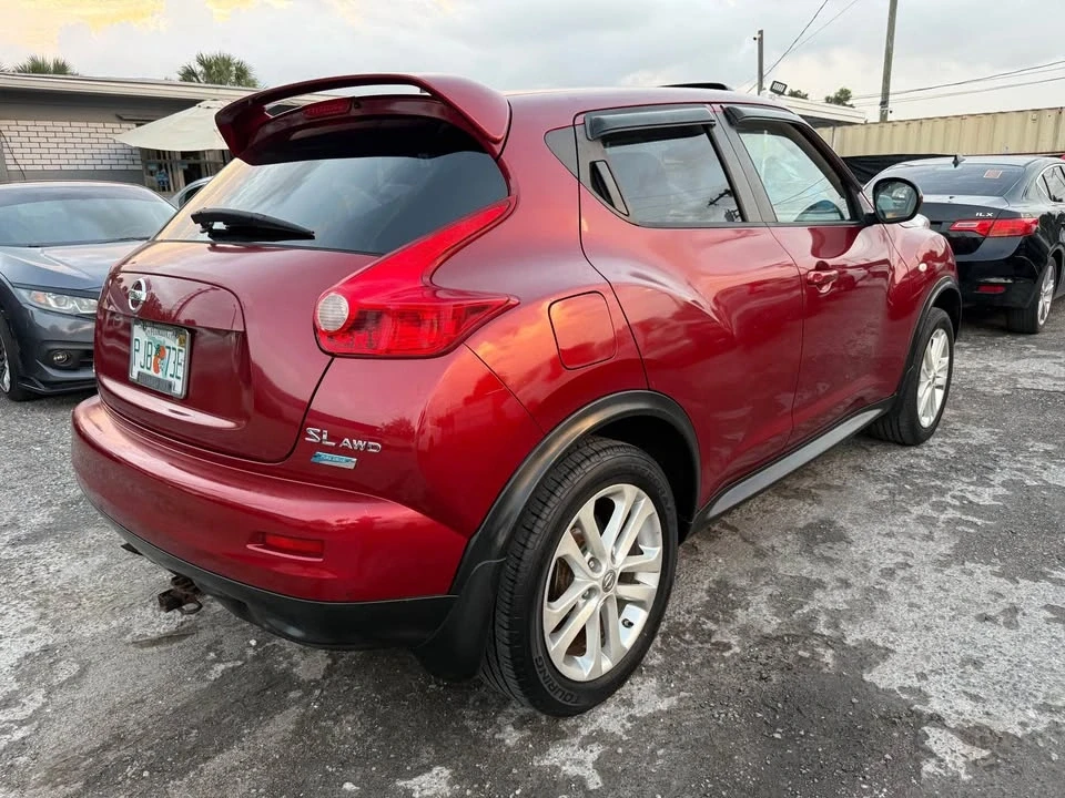 2013 Nissan Juke - Image 4 of 10