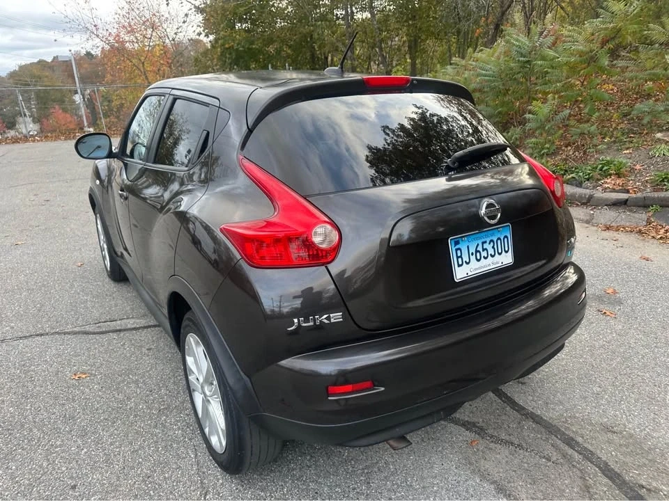 2013 Nissan Juke - Image 9 of 17