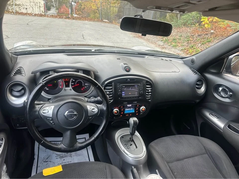 2013 Nissan Juke - Image 8 of 17