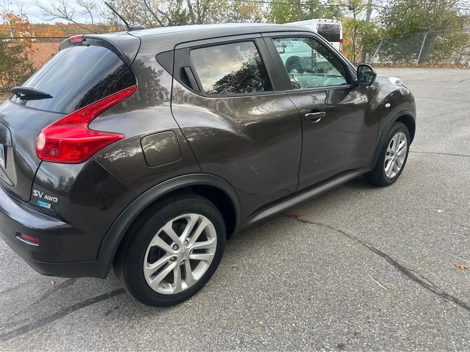2013 Nissan Juke - Image 12 of 17