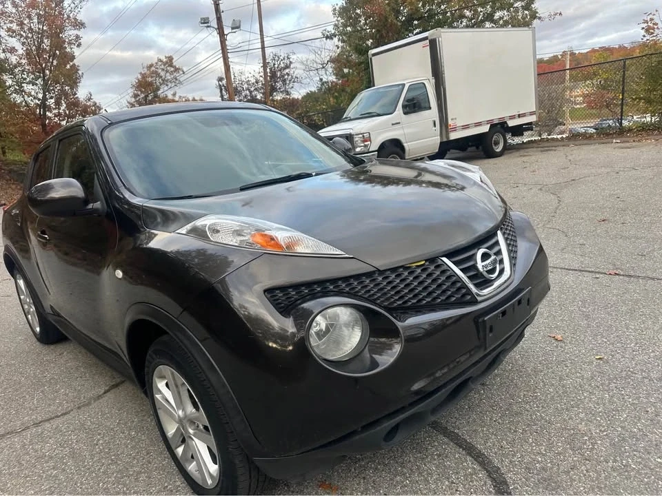 2013 Nissan Juke - Image 15 of 17