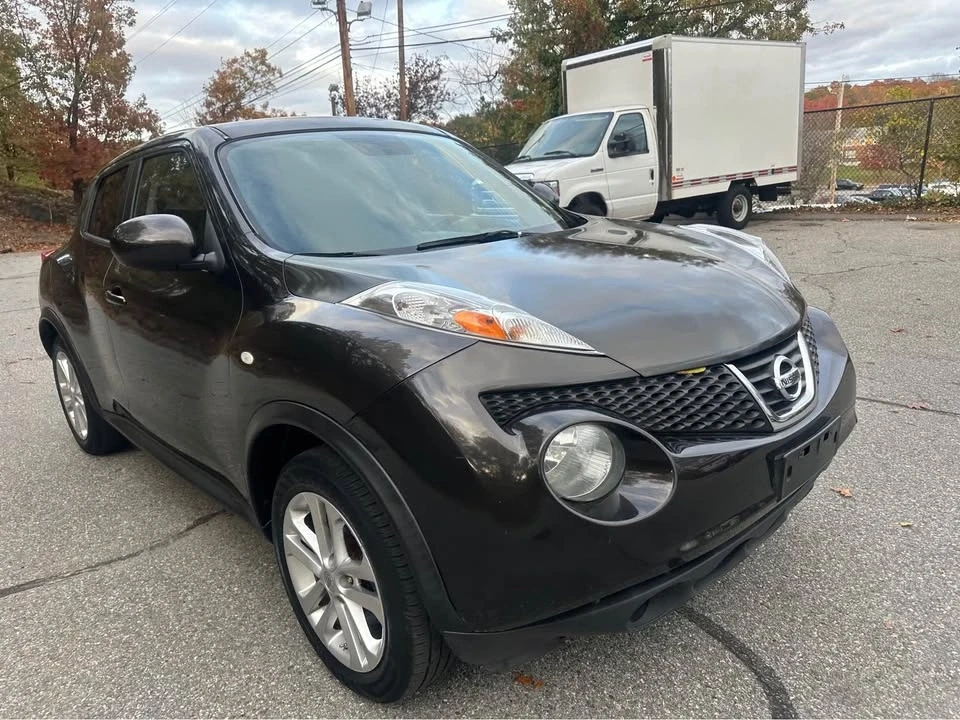 2013 Nissan Juke - Image 14 of 17