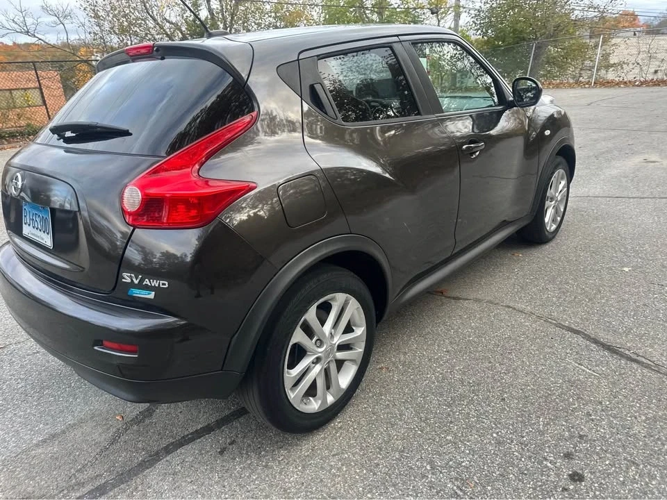 2013 Nissan Juke - Image 10 of 17