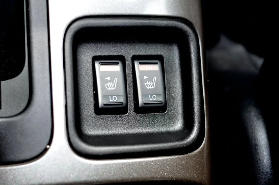 2013 Nissan Juke - Image 16 of 19