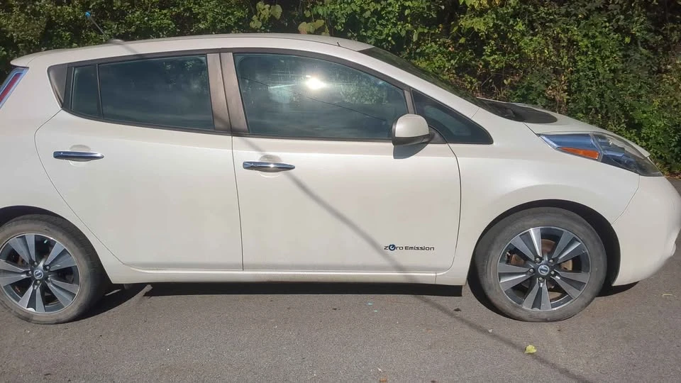 2013 Nissan Leaf - Image 3 of 11