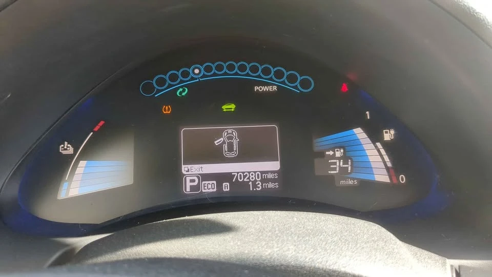 2013 Nissan Leaf - Image 10 of 11
