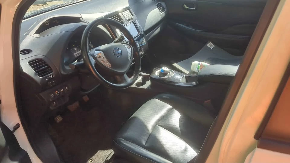2013 Nissan Leaf - Image 6 of 11