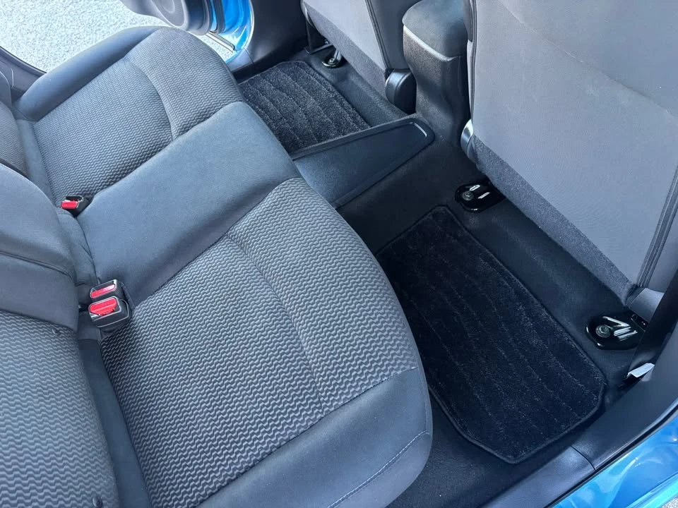 2013 Nissan Leaf - Image 15 of 19