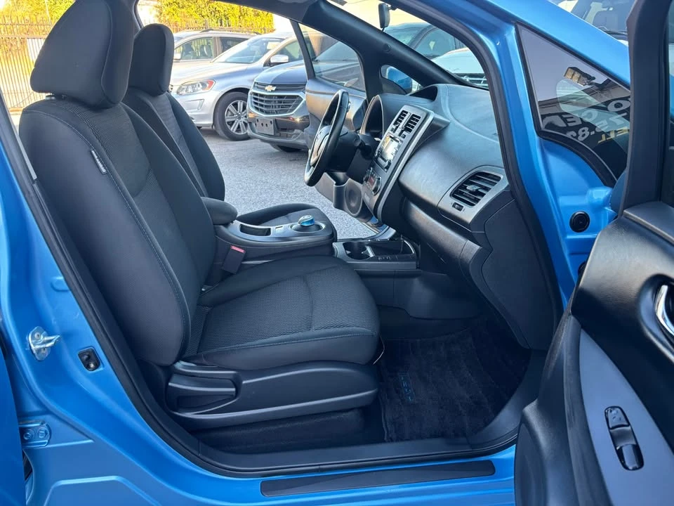 2013 Nissan Leaf - Image 12 of 19