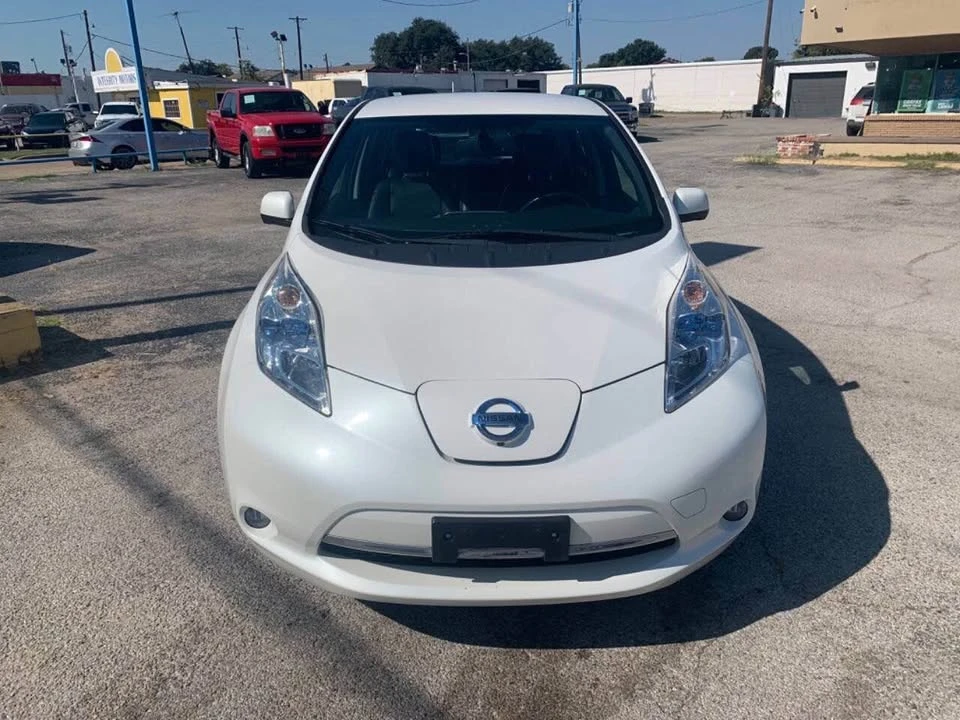 2013 Nissan Leaf - Image 2 of 10