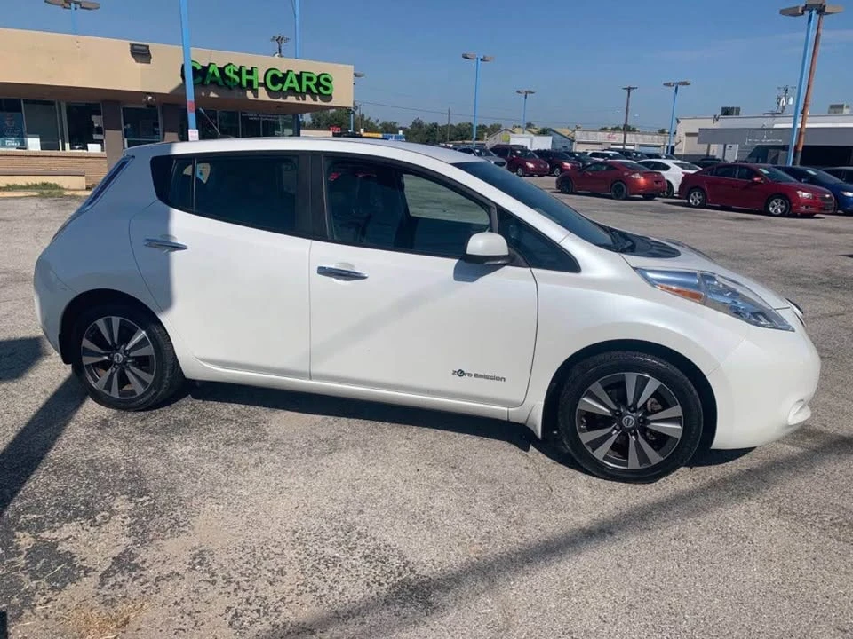 2013 Nissan Leaf - Image 4 of 10