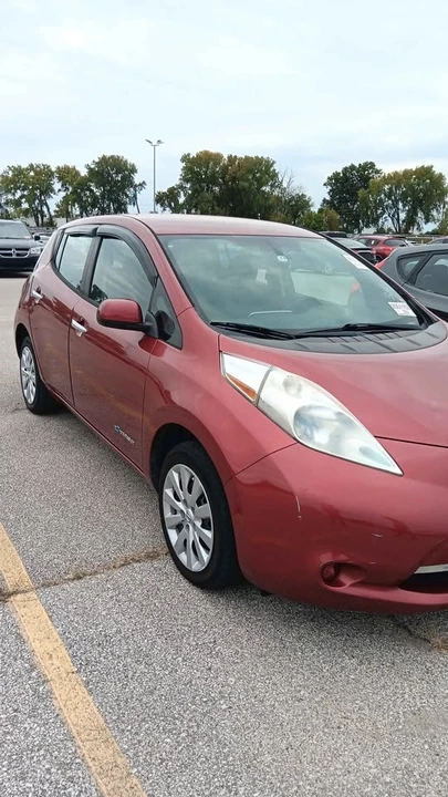 2013 Nissan Leaf - Image 2 of 9