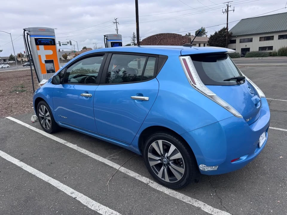 2013 Nissan Leaf - Image 4 of 9