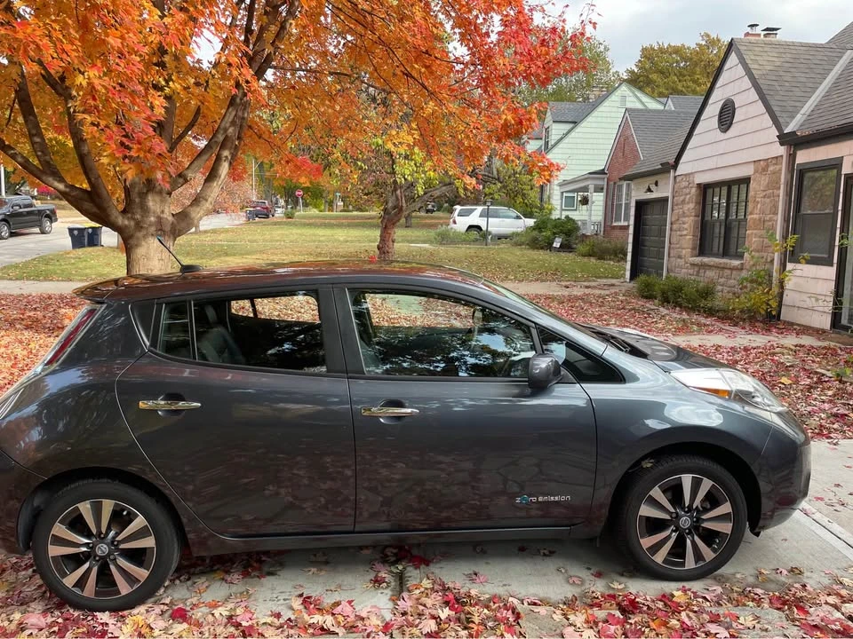 2013 Nissan Leaf - Image 2 of 18