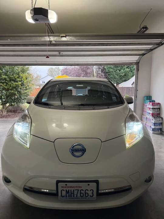2013 Nissan Leaf - Image 2 of 6