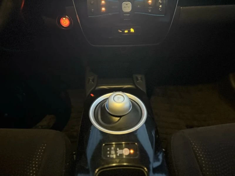 2013 Nissan Leaf - Image 13 of 20