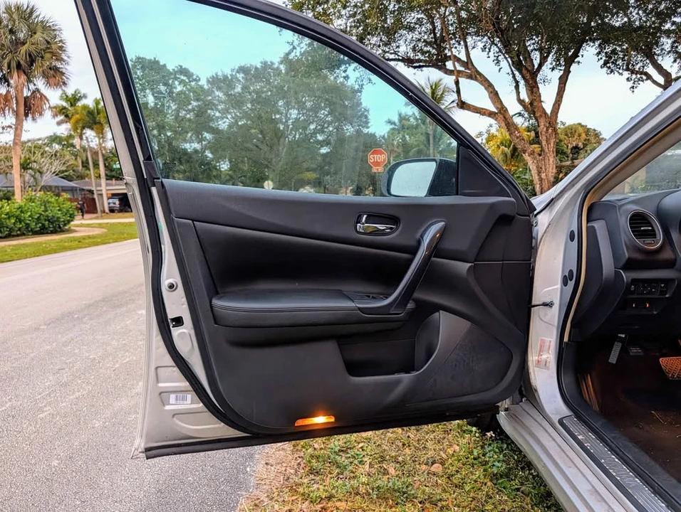 2013 Nissan Maxima 7th Gen - Image 8 of 20