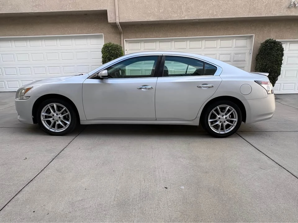 2013 Nissan Maxima 7th Gen - Image 5 of 10
