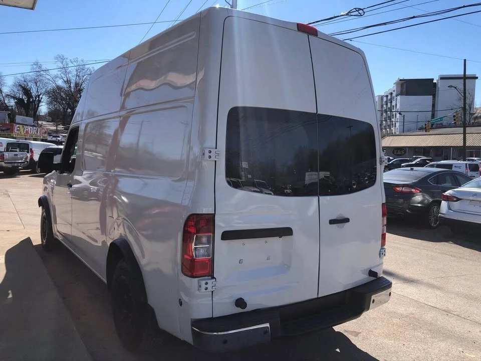 2013 Nissan NV - Image 8 of 20